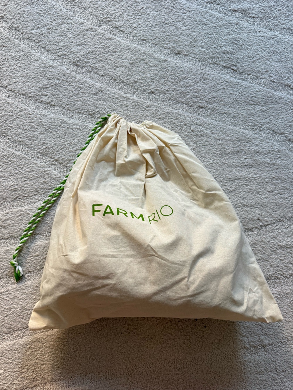 BRAND NEW Farm Rio Flower Raffia Shoulder Bag - Natural - Picture 9 of 9